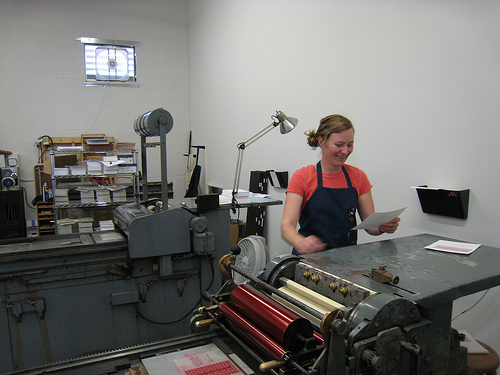 2742063610 834472bfed